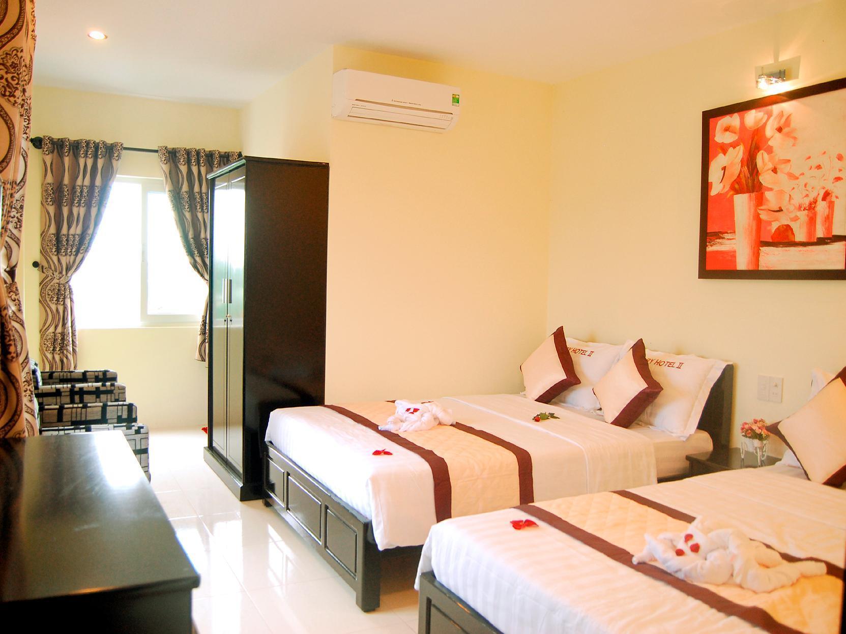 Canary Boutique Hotel Hue Exterior photo